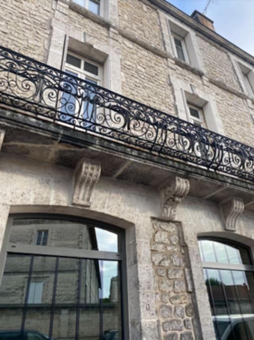 Appartement Centre-Ville * Rdc * Clim * Wifi * Haut De Gamme * Ανγκουλέμ Εξωτερικό φωτογραφία